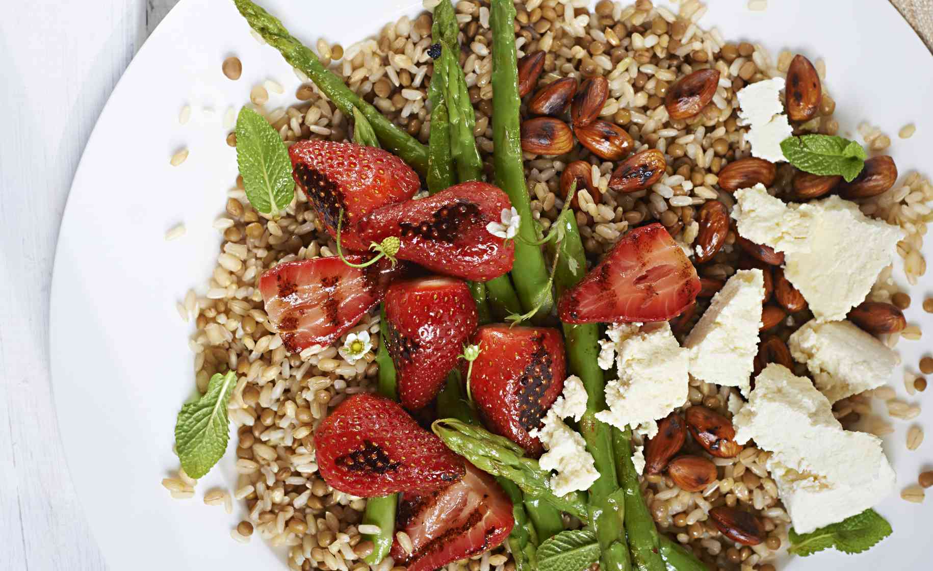 barley-lentil-salad-with-natural-almonds-and-roasted-strawberries-8cfwrozbl2wpo72k3ibtb1a