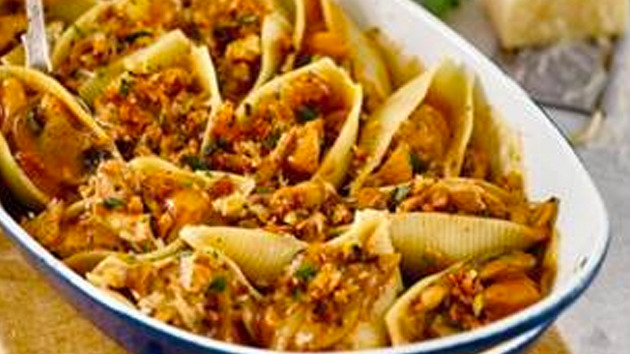 chicken-stroganoff-gratin-with-pasta-shells