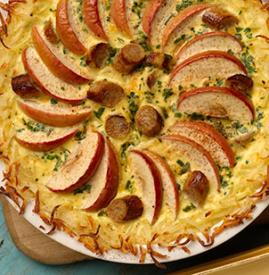 apple-omelet-igore-meat-pieces